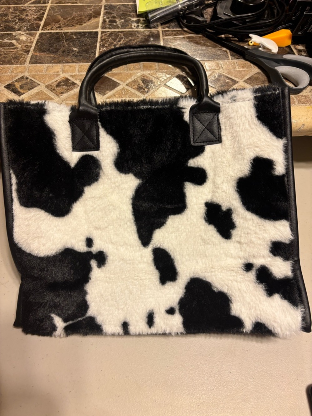 Faux Fur Black & White Cow Print Tote. No pockets inside. brand new-no tags